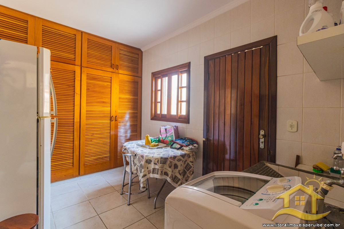 Casa no bairro Stella Maris, Lado Linha