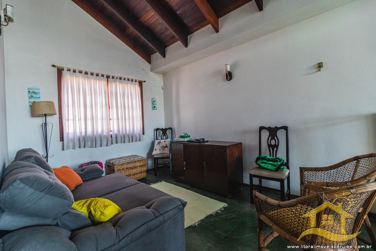 Casa no bairro Oásis, Lado Linha