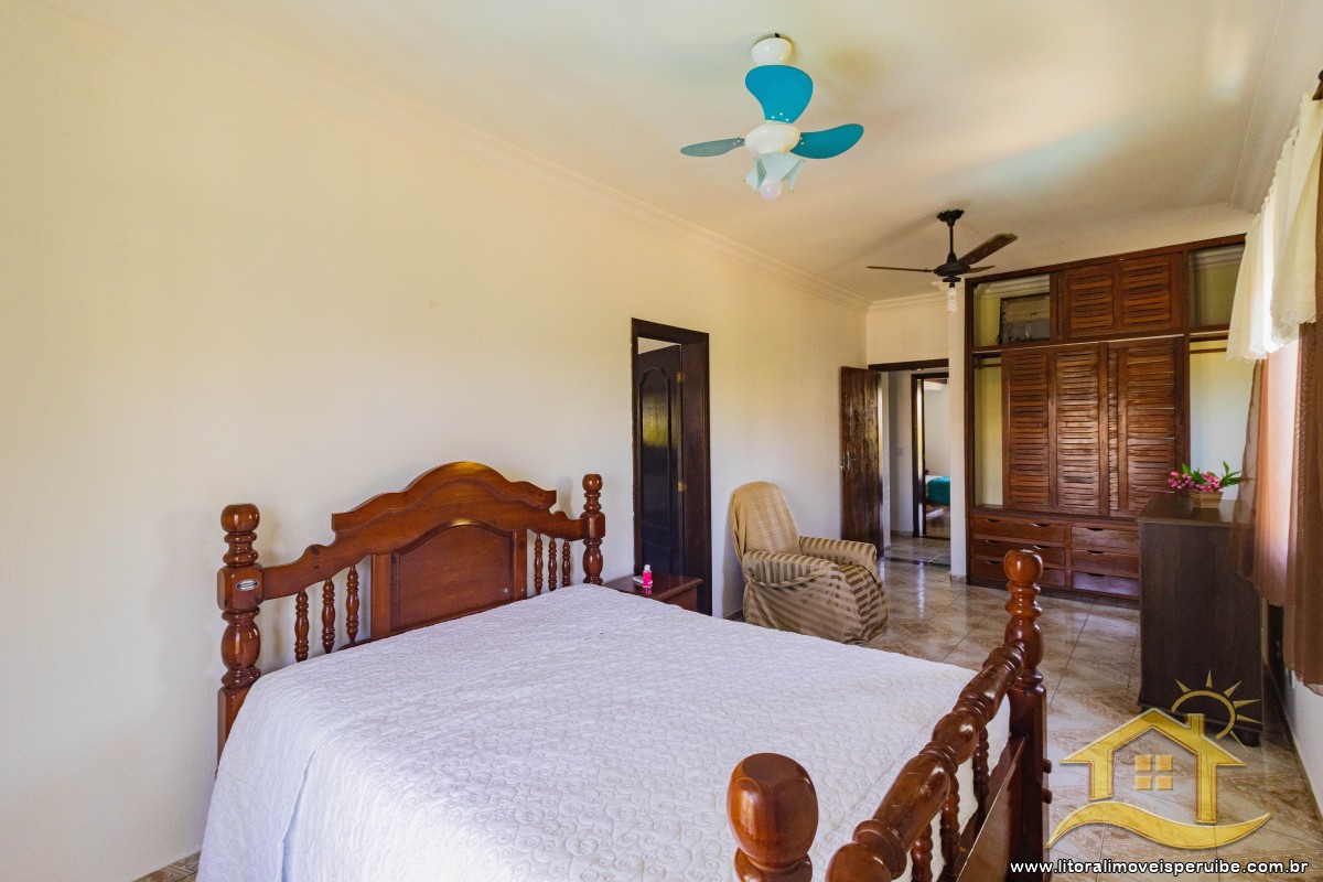 Casa no bairro Bougainvillée II, Lado Linha