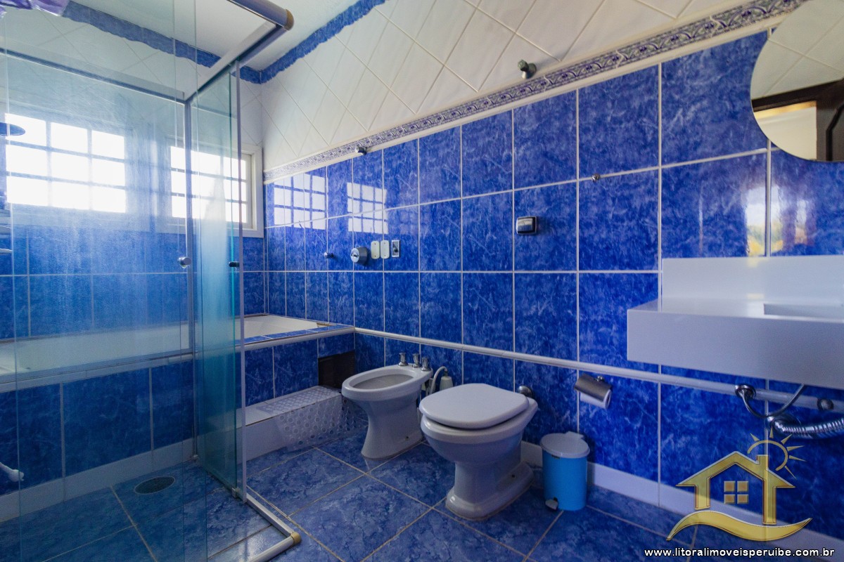Casa no bairro Bougainvillée II, Lado Linha