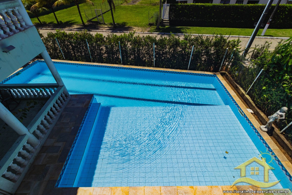 Casa no bairro Bougainvillée II, Lado Linha