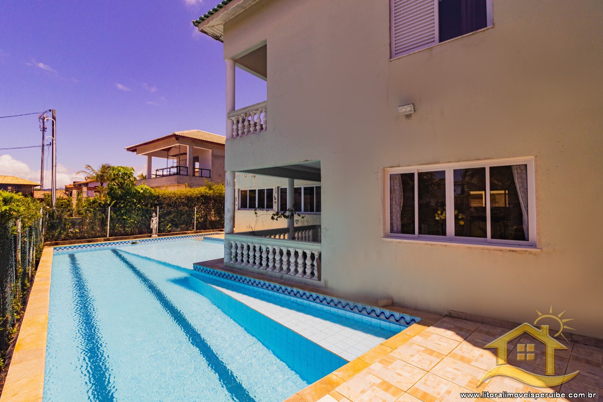 Casa no bairro Bougainvillée II, Lado Linha
