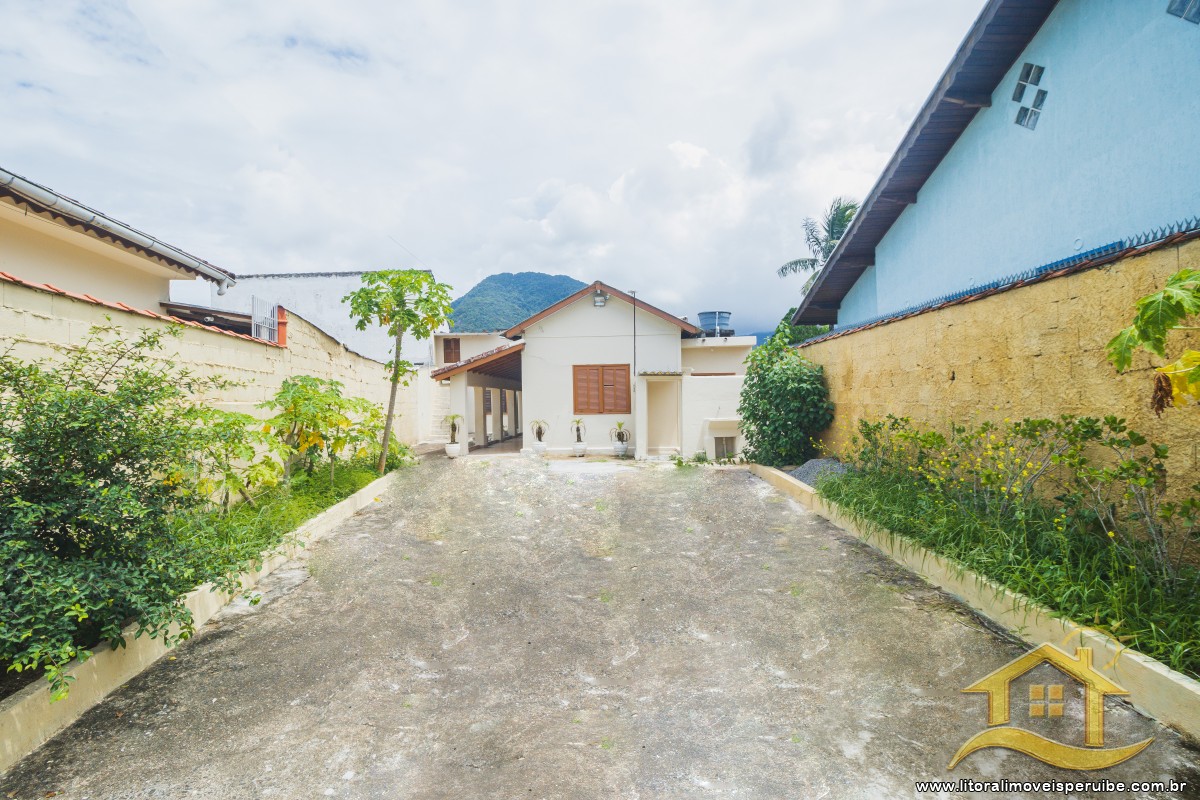Casa no bairro Centro, Lado Linha