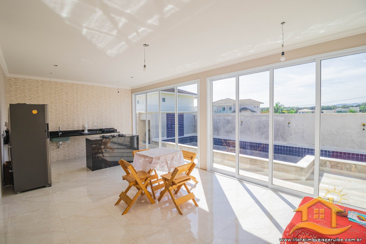 Casa no bairro Bougainvillée IV, Pós Linha