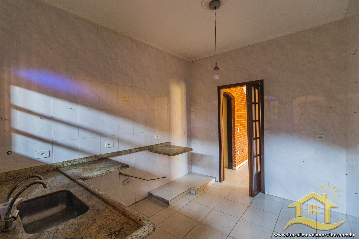 Casa no bairro Oásis, Lado Linha