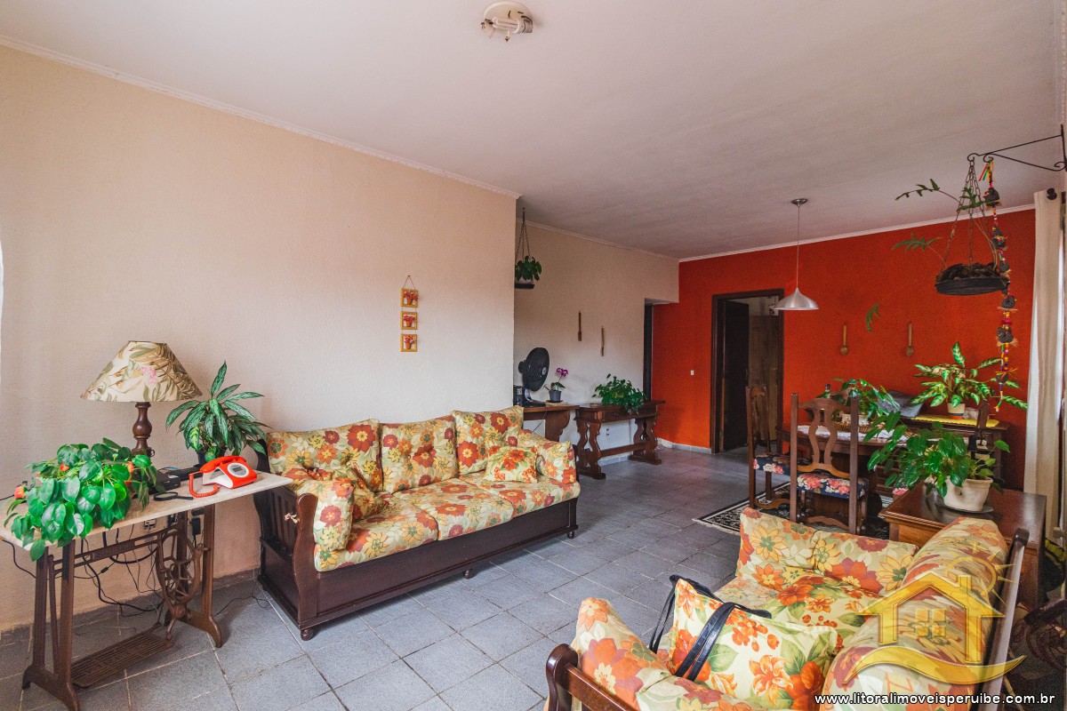 Casa no bairro Ribamar, Lado Linha