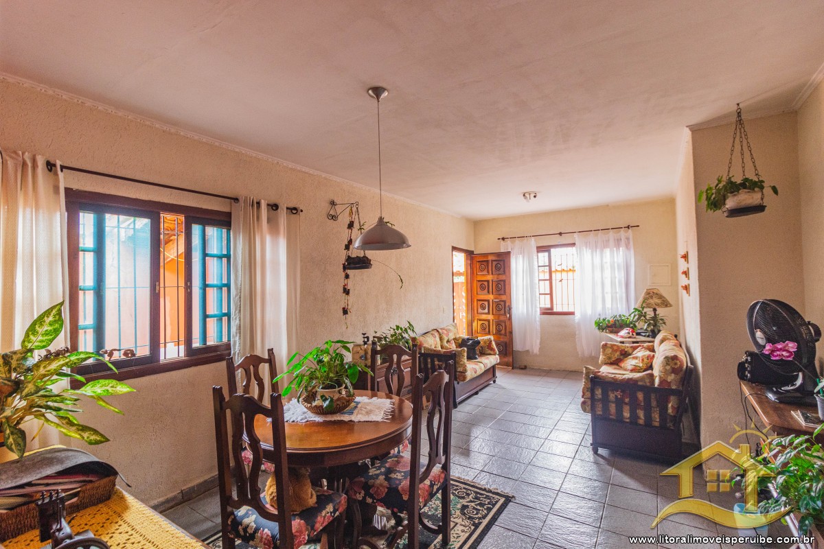 Casa no bairro Ribamar, Lado Linha