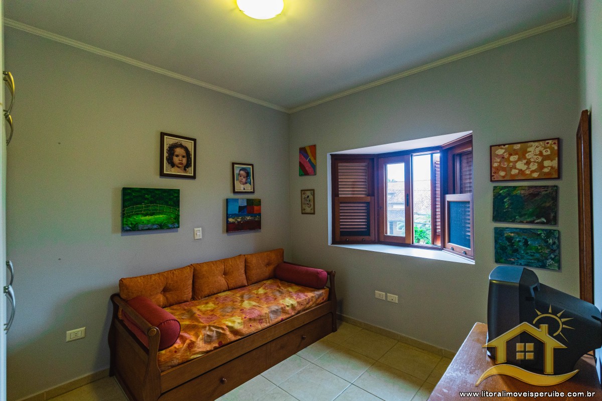 Casa no bairro Bougainvillée II, Lado Linha