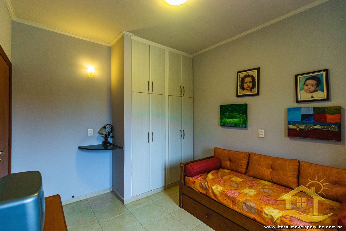 Casa no bairro Bougainvillée II, Lado Linha