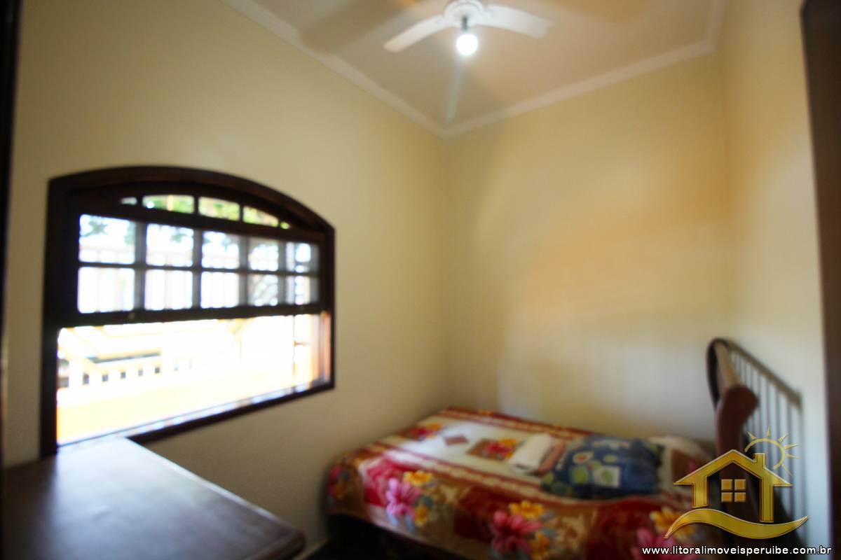 Casa no bairro Belmira Novaes, Lado Praia