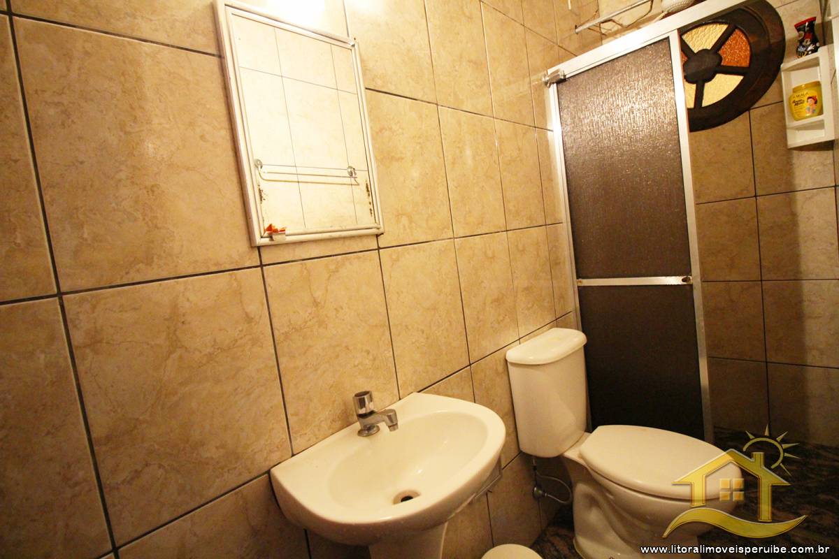 Casa no bairro Belmira Novaes, Lado Praia