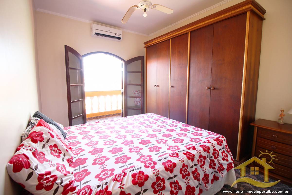Casa no bairro Belmira Novaes, Lado Praia