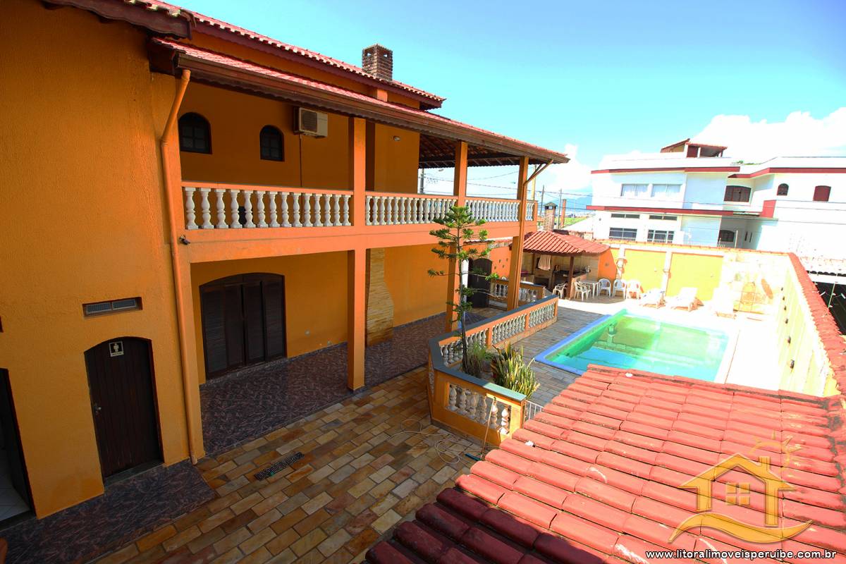 Casa no bairro Belmira Novaes, Lado Praia