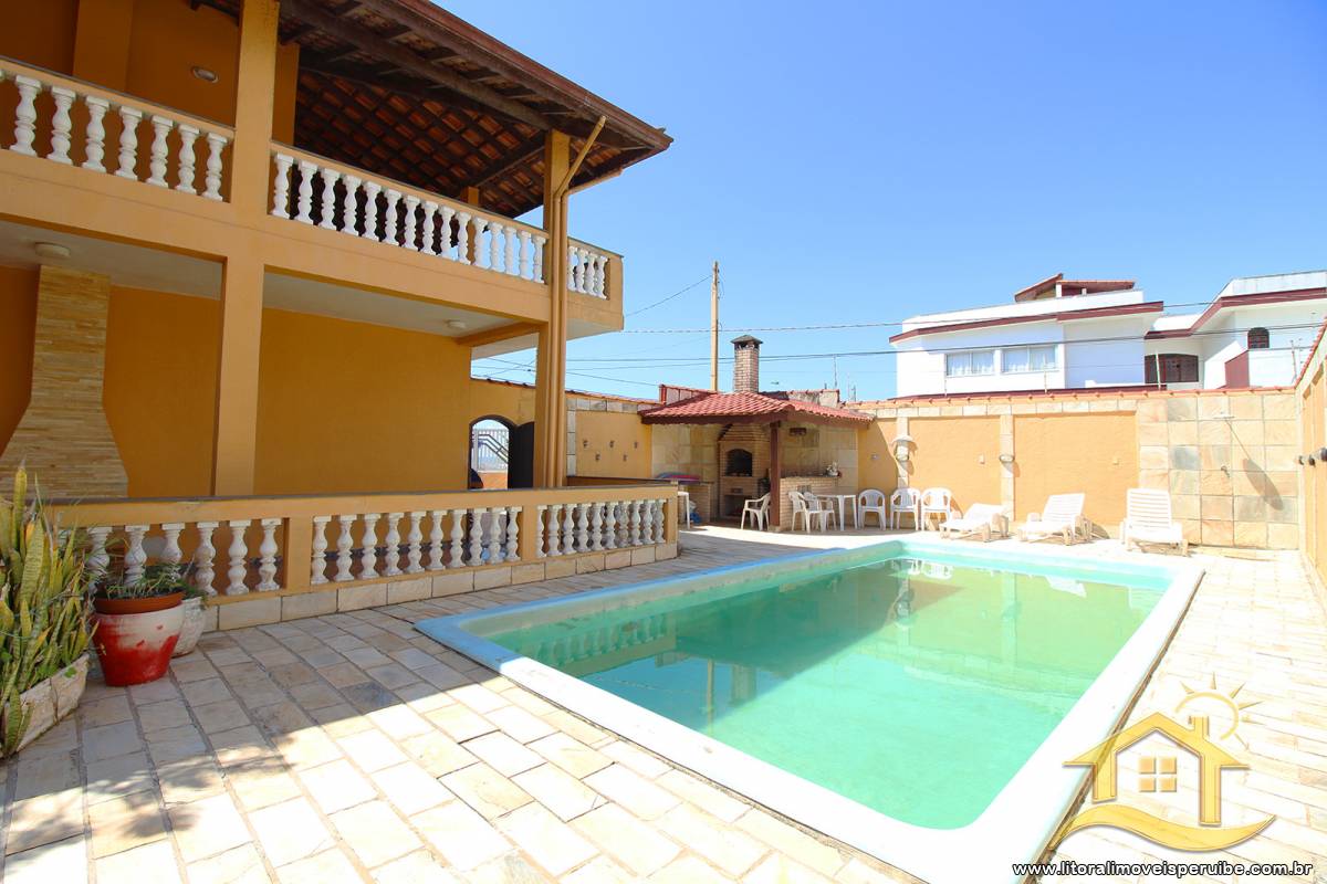 Casa no bairro Belmira Novaes, Lado Praia
