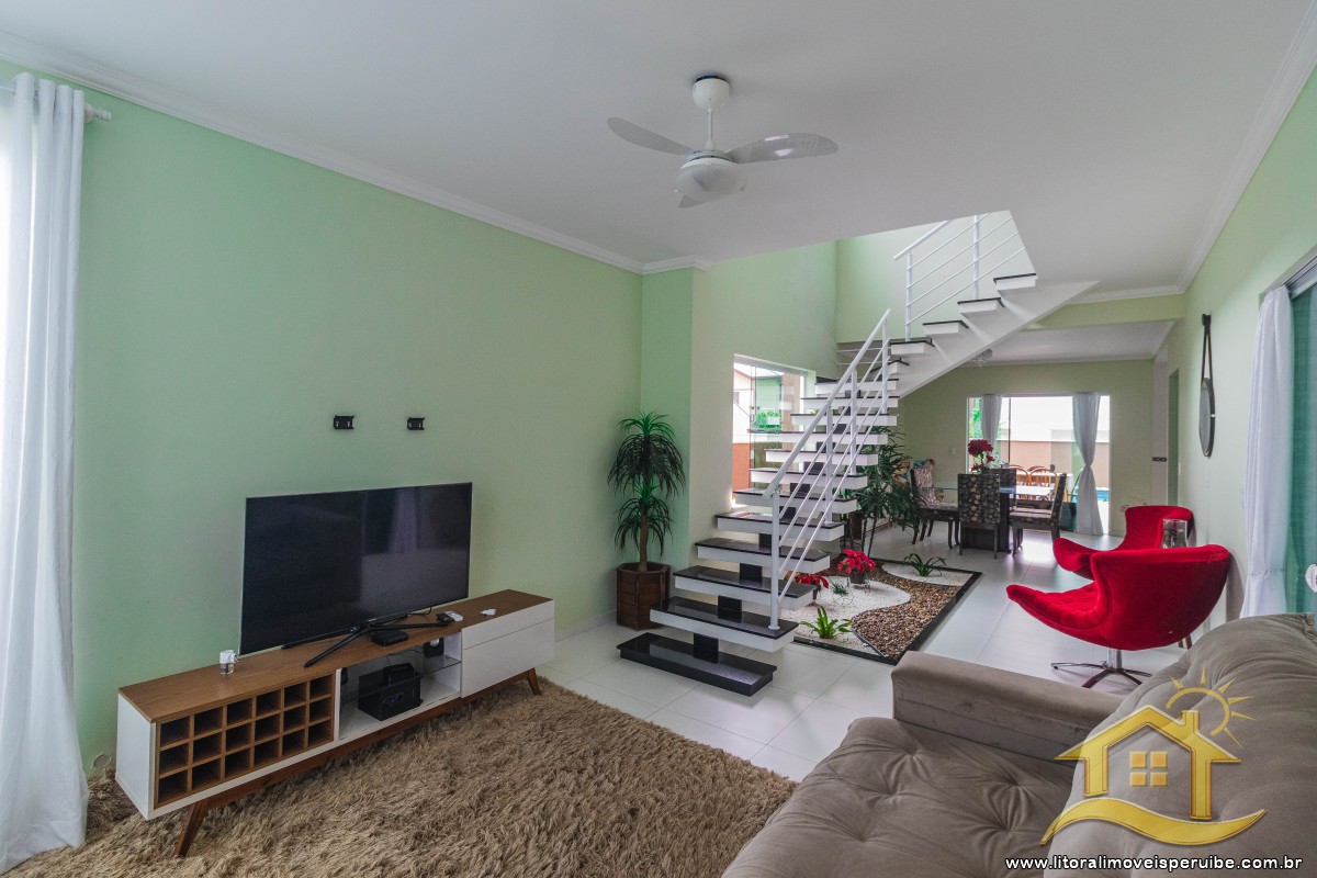 Casa no bairro Residencial Três Marias, Pós Linha