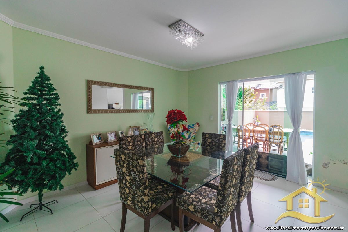 Casa no bairro Residencial Três Marias, Pós Linha