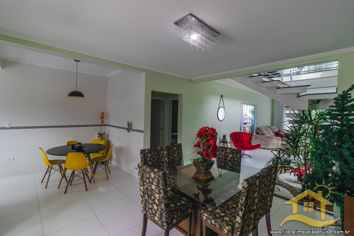 Casa no bairro Residencial Três Marias, Pós Linha