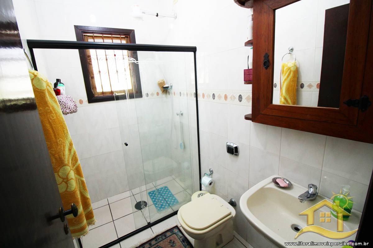 Casa no bairro Centro, Lado Linha