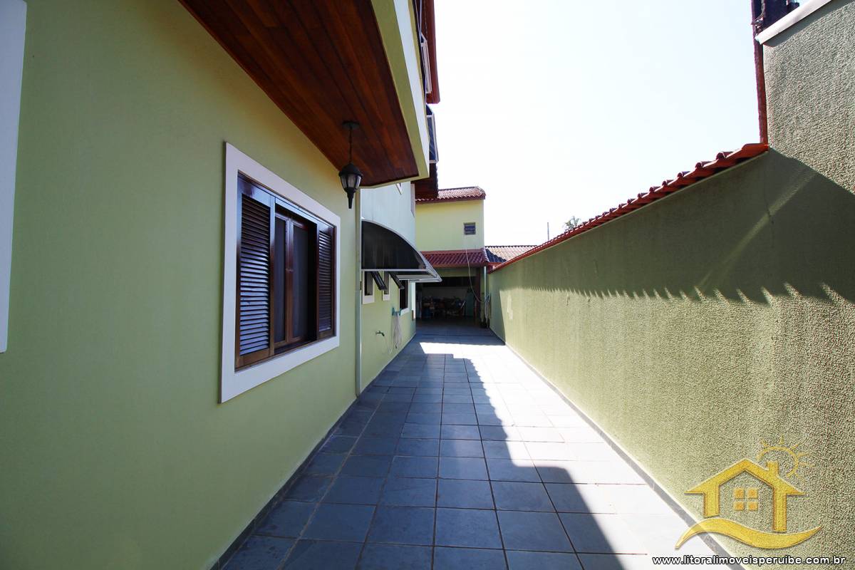 Casa no bairro Centro, Lado Linha
