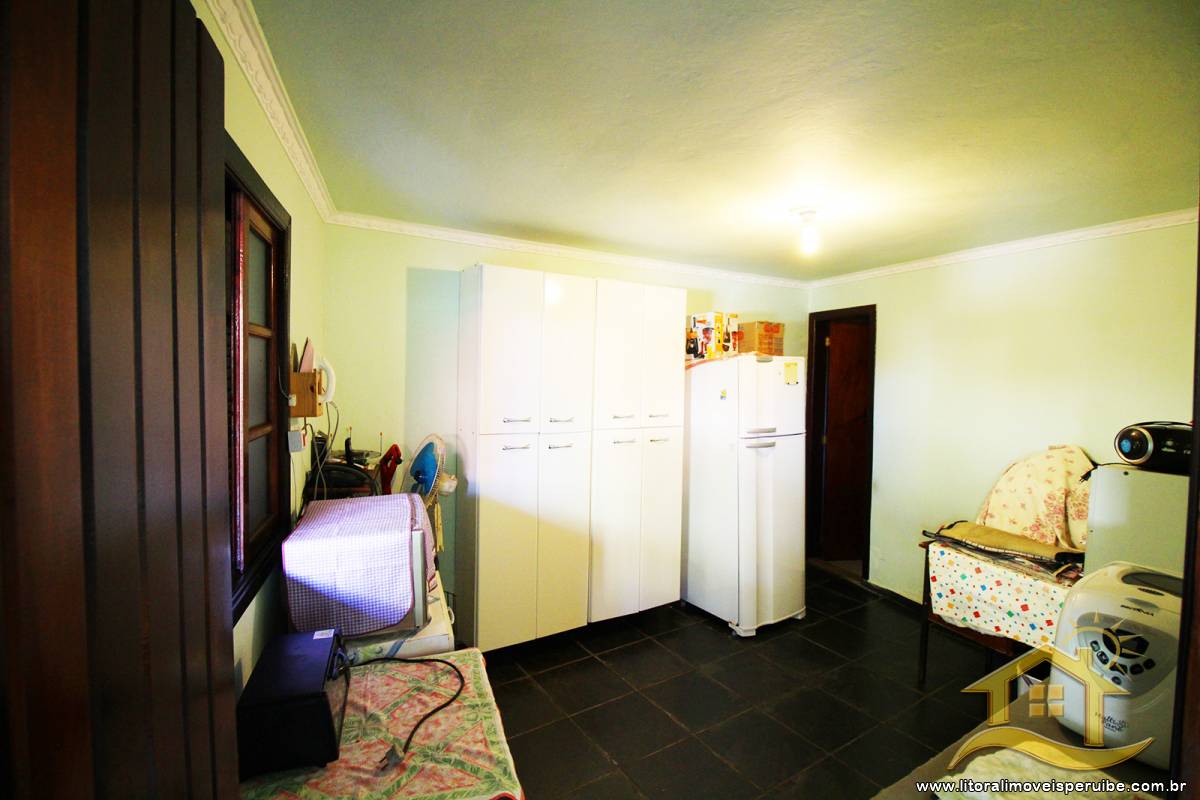 Casa no bairro Centro, Lado Linha
