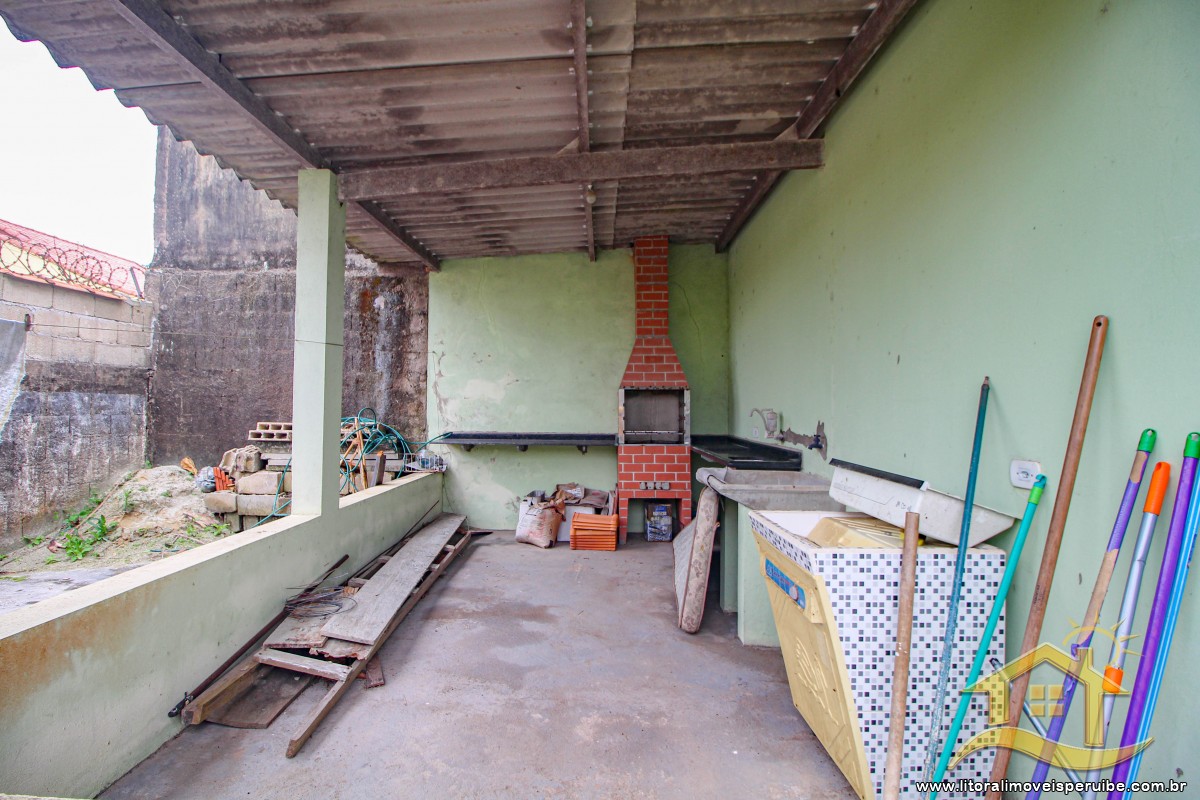 Casa no bairro Belmira Novaes, Lado Praia