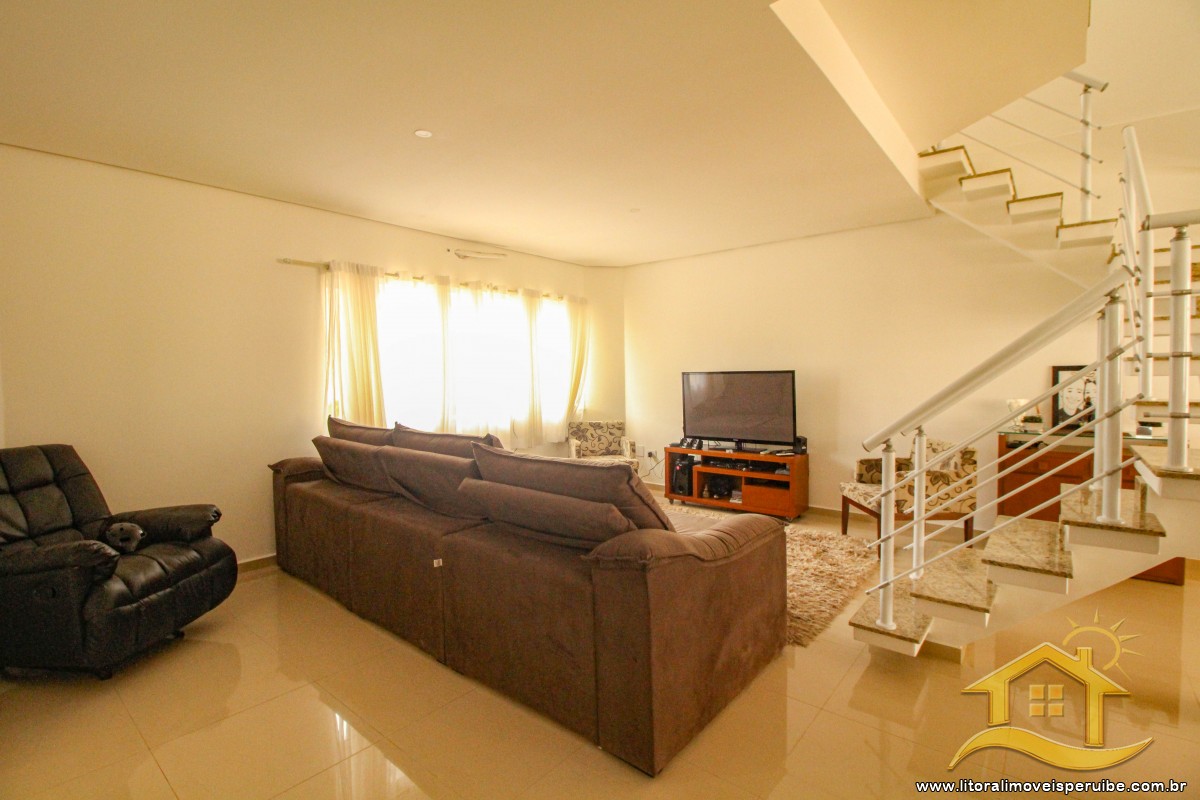 Casa no bairro Residencial Três Marias, Pós Linha