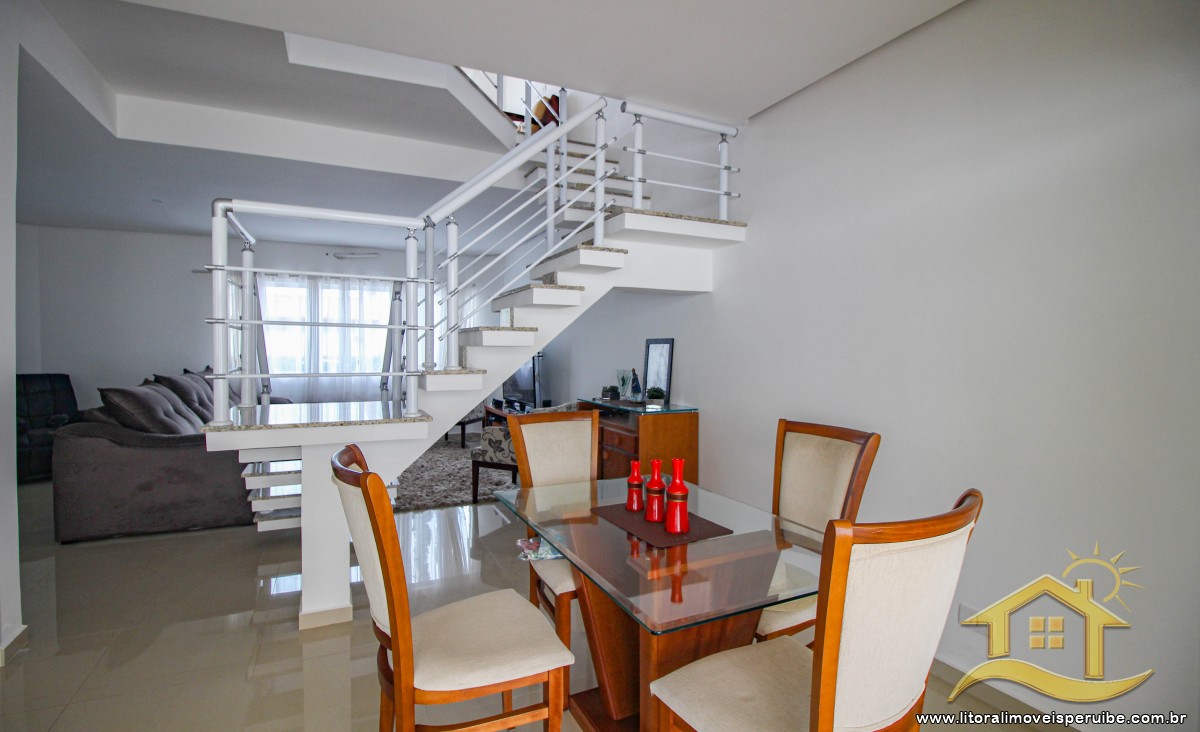 Casa no bairro Residencial Três Marias, Pós Linha