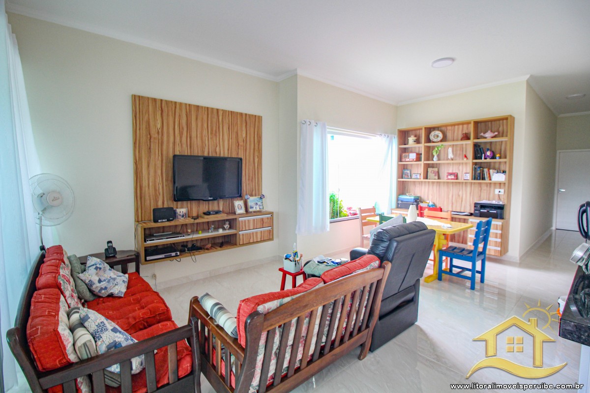 Casa no bairro Residencial Três Marias, Pós Linha