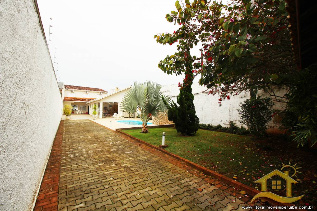 Casa no bairro Centro, Lado Linha