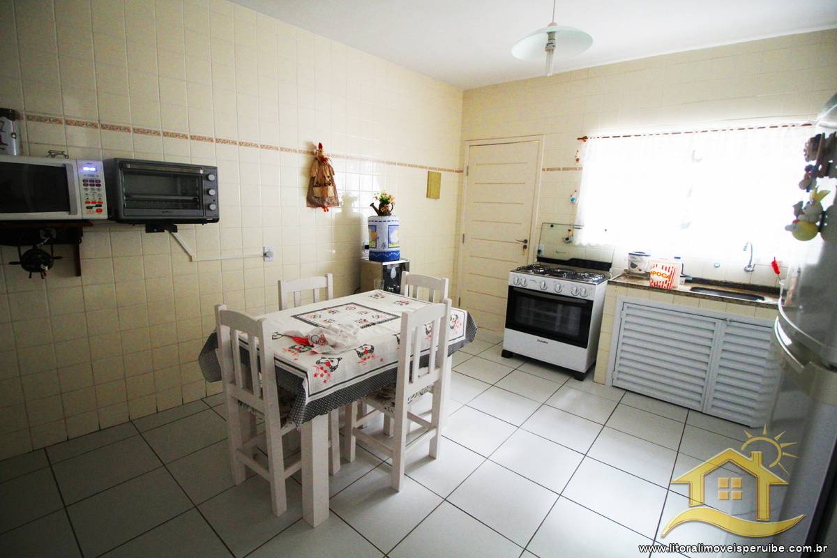 Casa no bairro Centro, Lado Linha