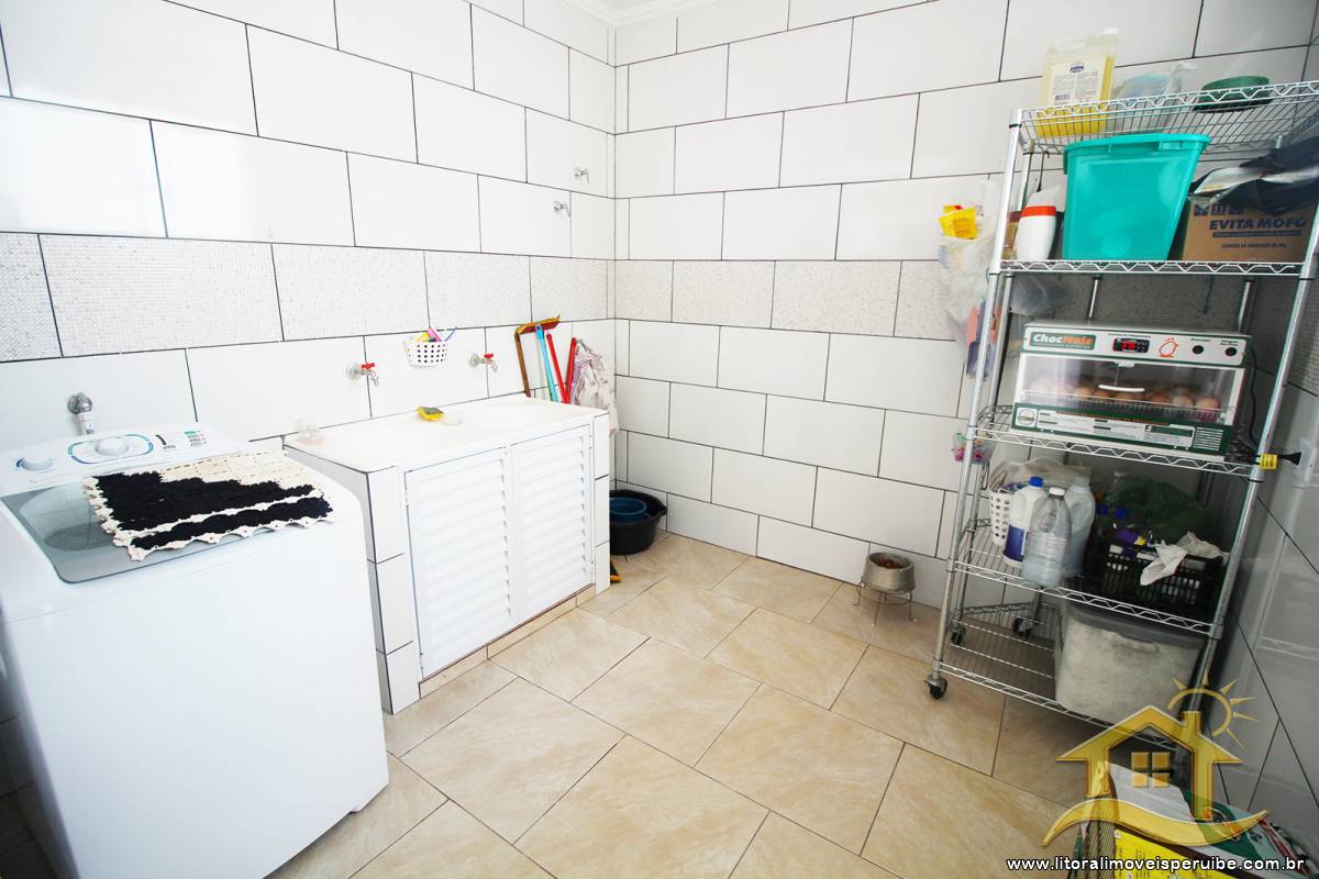 Casa no bairro Centro, Lado Linha