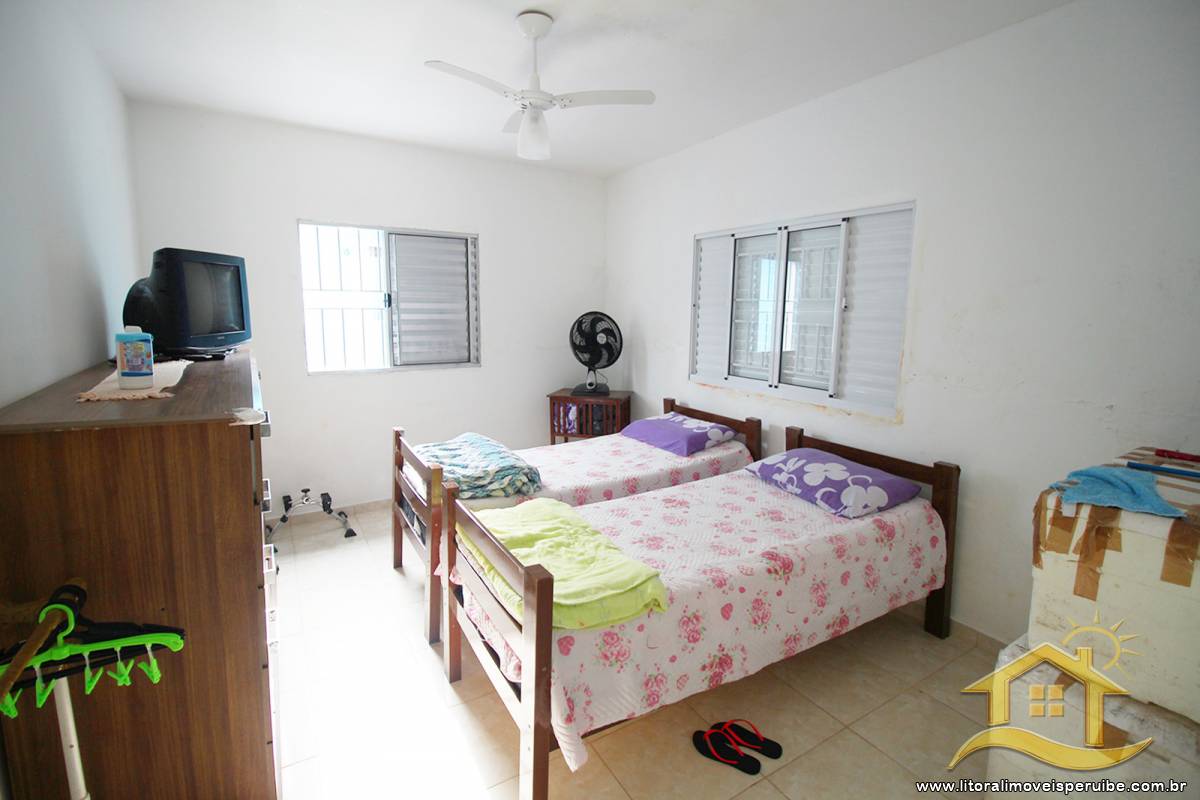 Casa no bairro Centro, Lado Linha