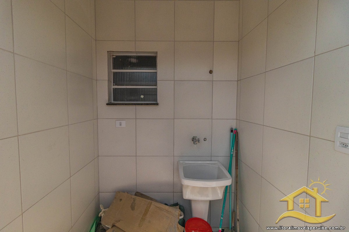 Casa no bairro Flora Rica III, Pós Linha