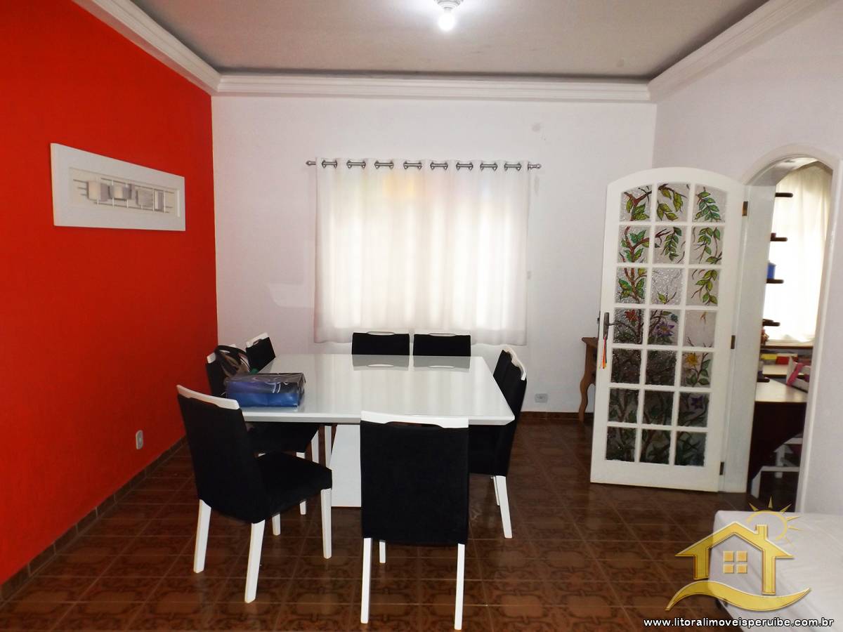 Casa no bairro Centro, Lado Linha