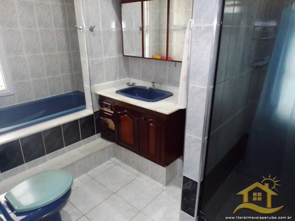 Casa no bairro Centro, Lado Linha