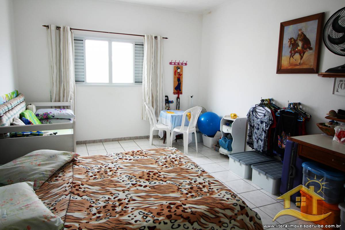 Casa no bairro Centro, Lado Linha