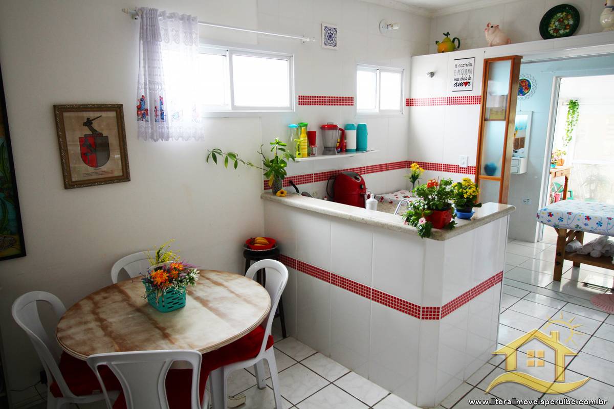 Casa no bairro Centro, Lado Linha