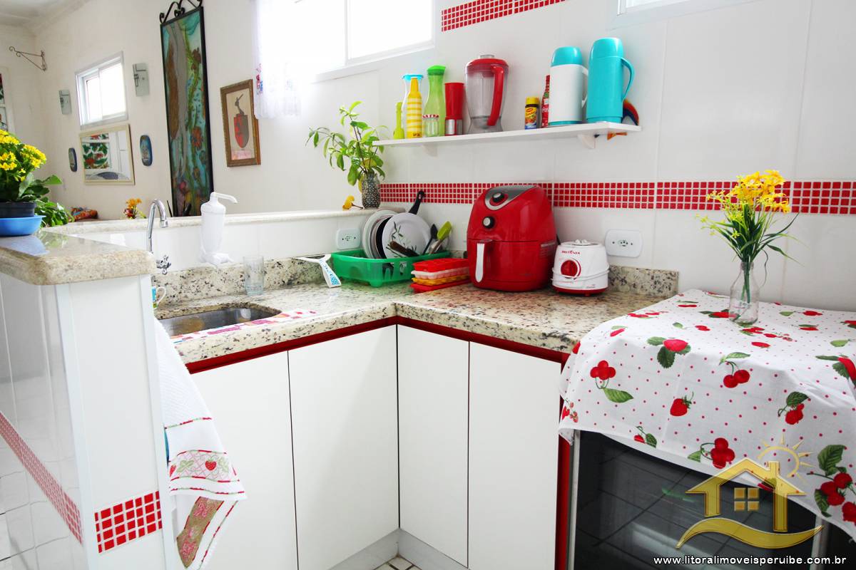 Casa no bairro Centro, Lado Linha