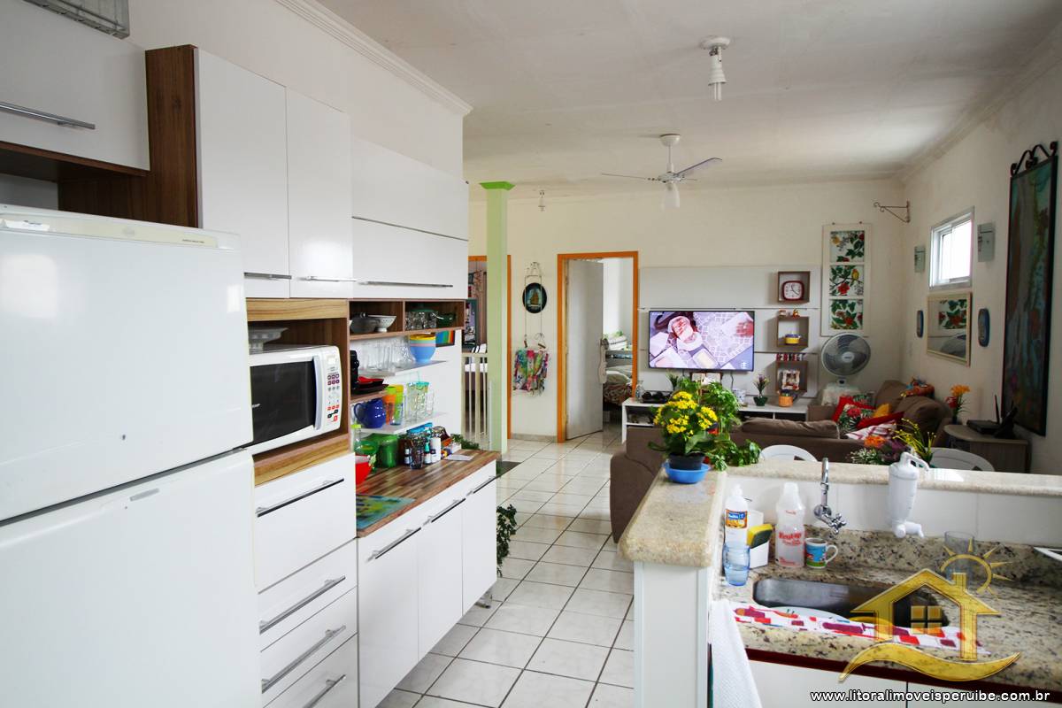Casa no bairro Centro, Lado Linha