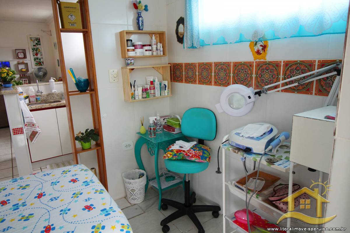 Casa no bairro Centro, Lado Linha