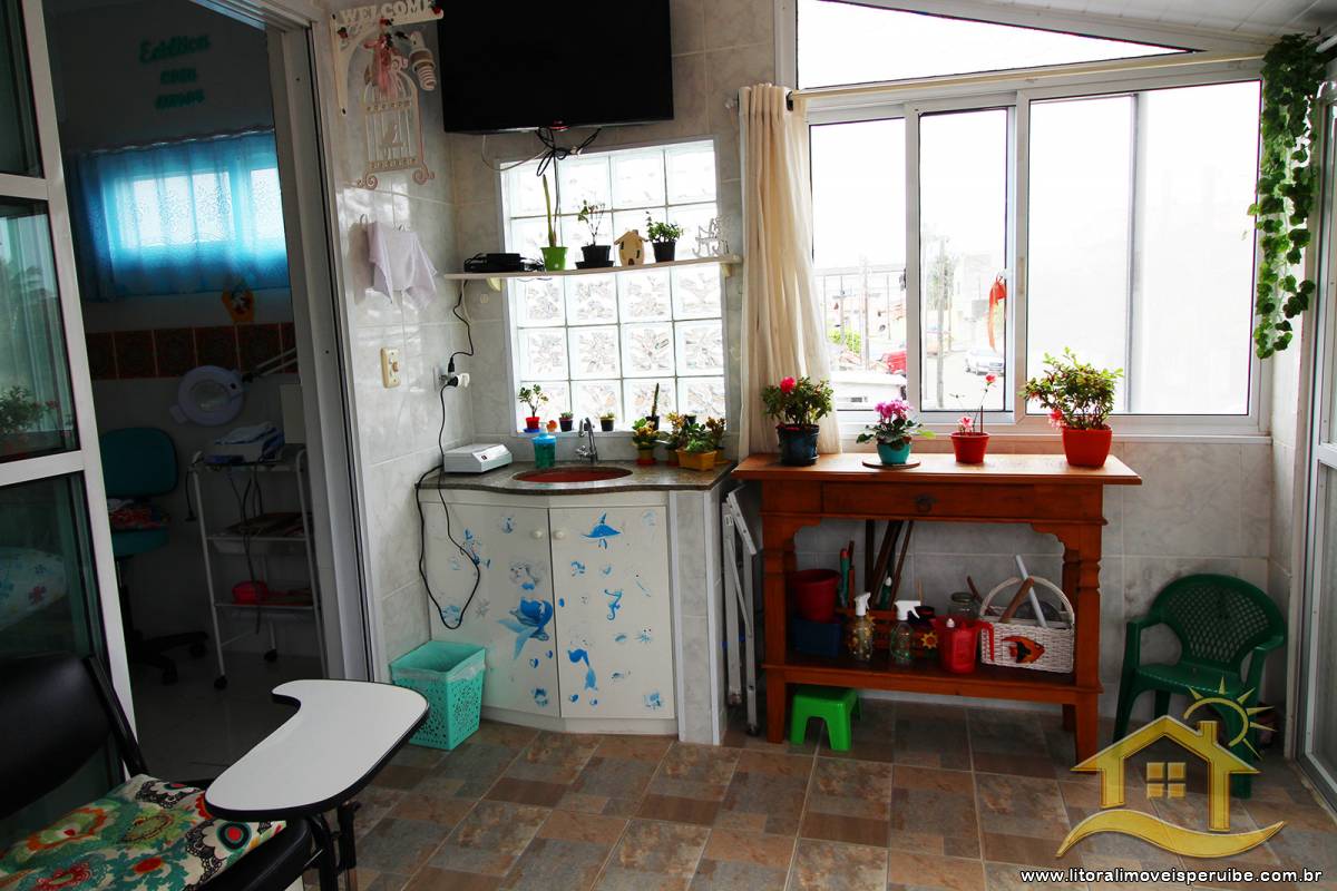 Casa no bairro Centro, Lado Linha