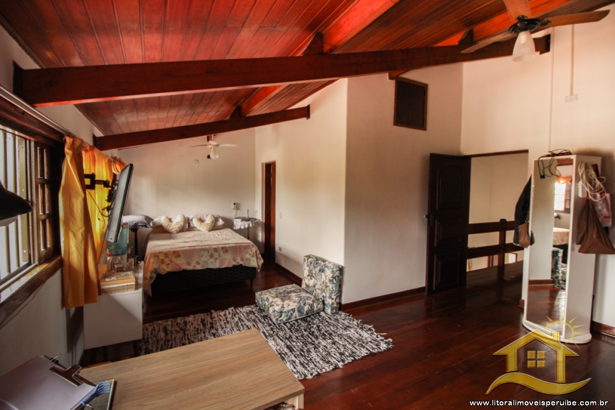 Casa no bairro Centro, Lado Linha