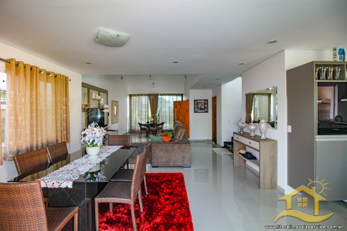 Casa no bairro Residencial Três Marias, Pós Linha