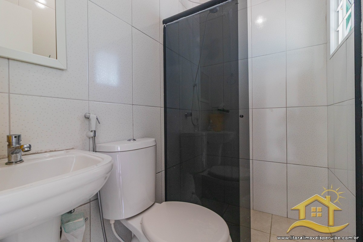 Casa no bairro Jardim Peruíbe, Pós Linha