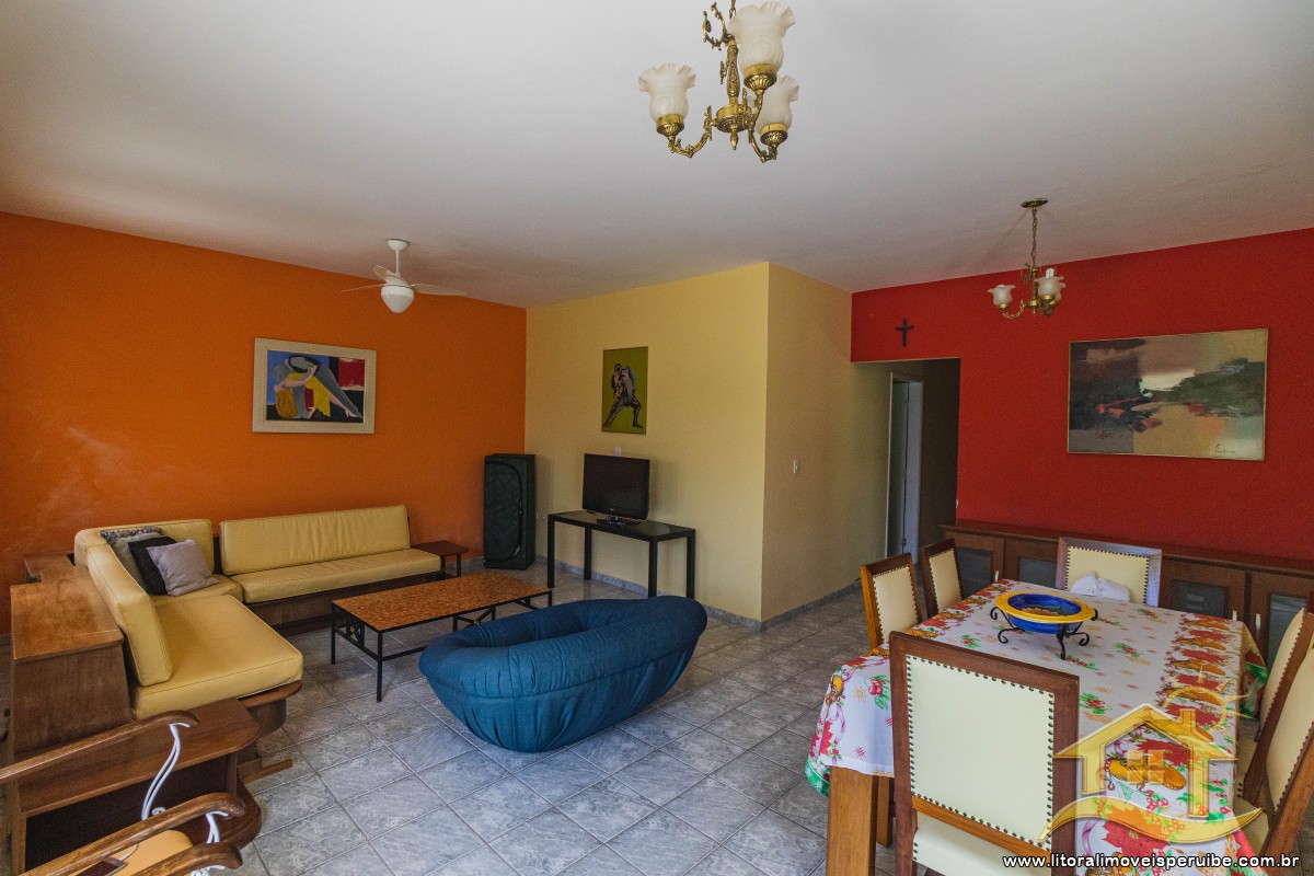 Casa no bairro Jardim Peruíbe, Pós Linha