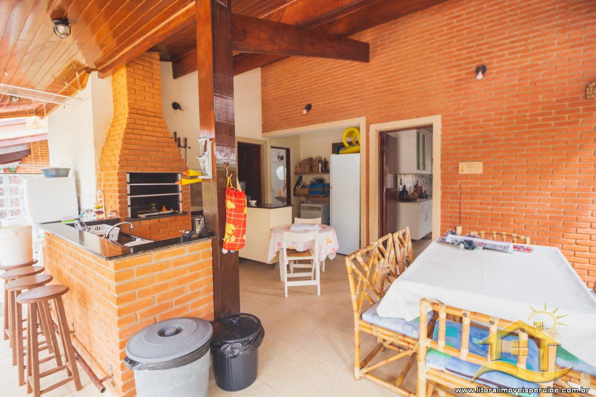 Casa no bairro Bougainvillée II, Lado Linha