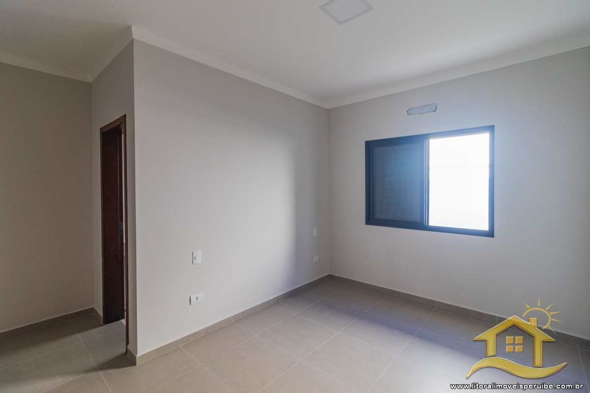 Casa no bairro Jardim Márcia, Lado Linha