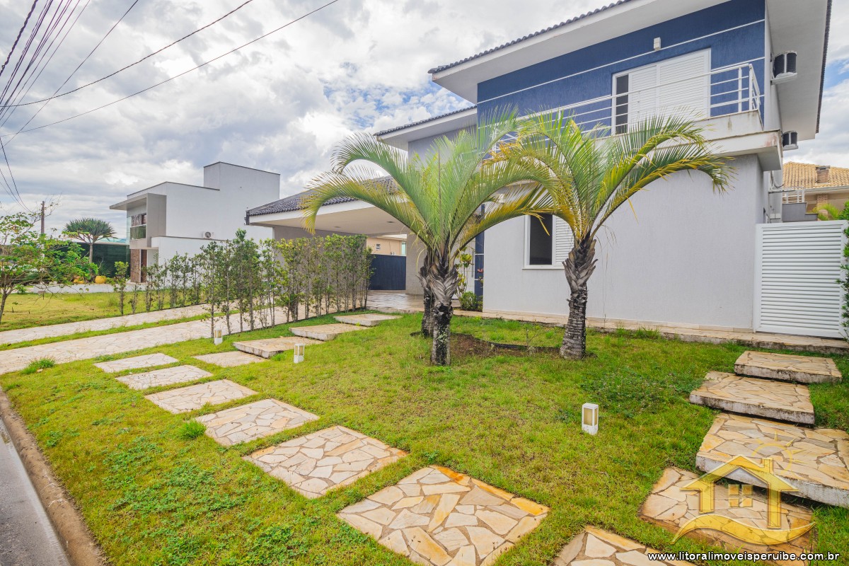 Casa no bairro Bougainvillée IV, Pós Linha