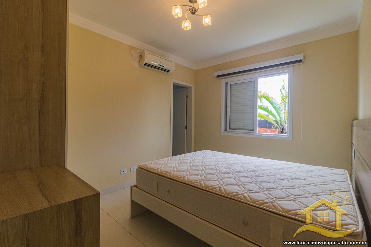 Casa no bairro Bougainvillée IV, Pós Linha