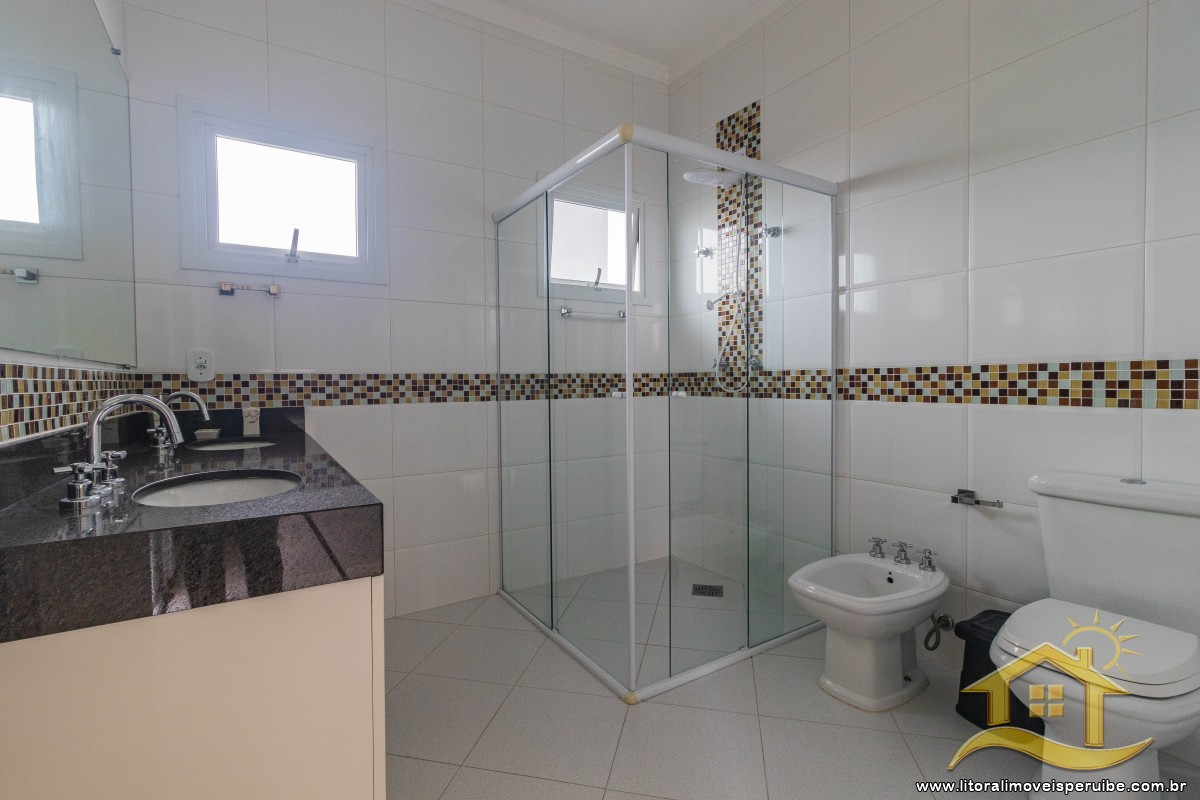 Casa no bairro Bougainvillée IV, Pós Linha